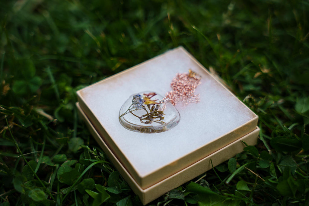 Multicolor Necklace - Dried Flower Pendant __etsy:8088915450