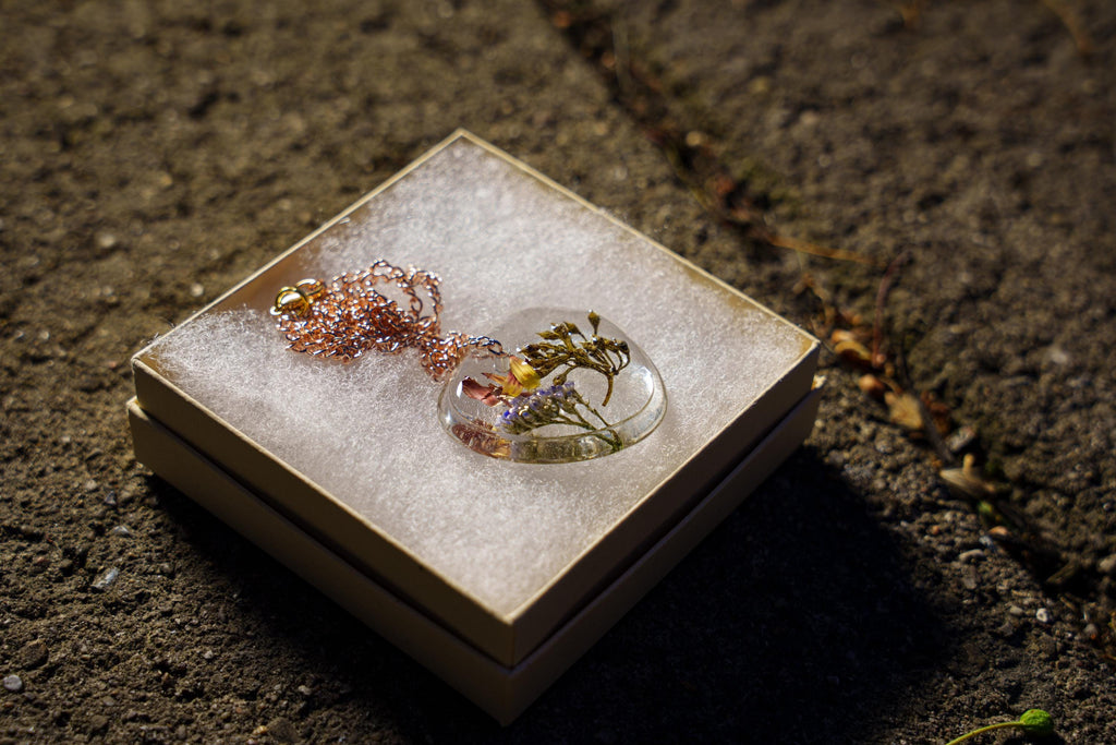 Multicolor Necklace - Dried Flower Pendant __etsy:8088915492