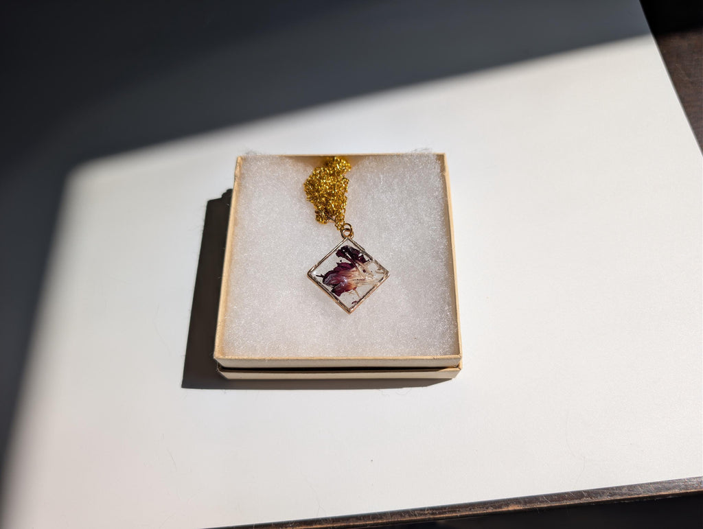 Purple Resin Jewelry - Lightweight Pendant - Bold and Simple Accessory __etsy:8137168347