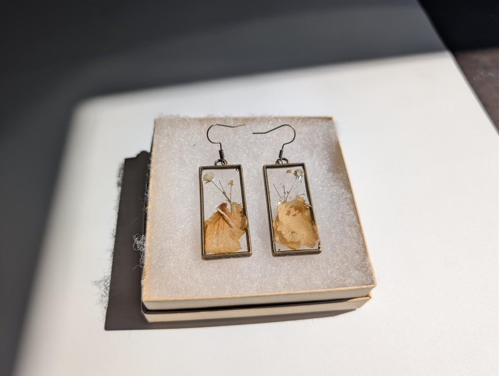 Resin Dangle Earrings - Beige Earrings __etsy:8095126296