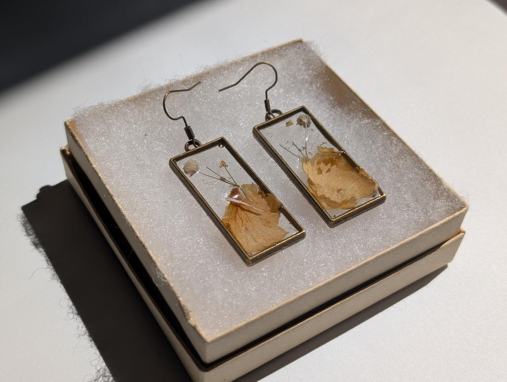 Resin Dangle Earrings - Beige Earrings __etsy:8095124802
