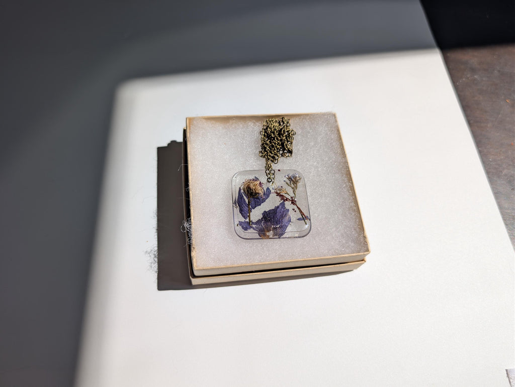 Square Pendant - Dried Flower Pendant __etsy:8095079818