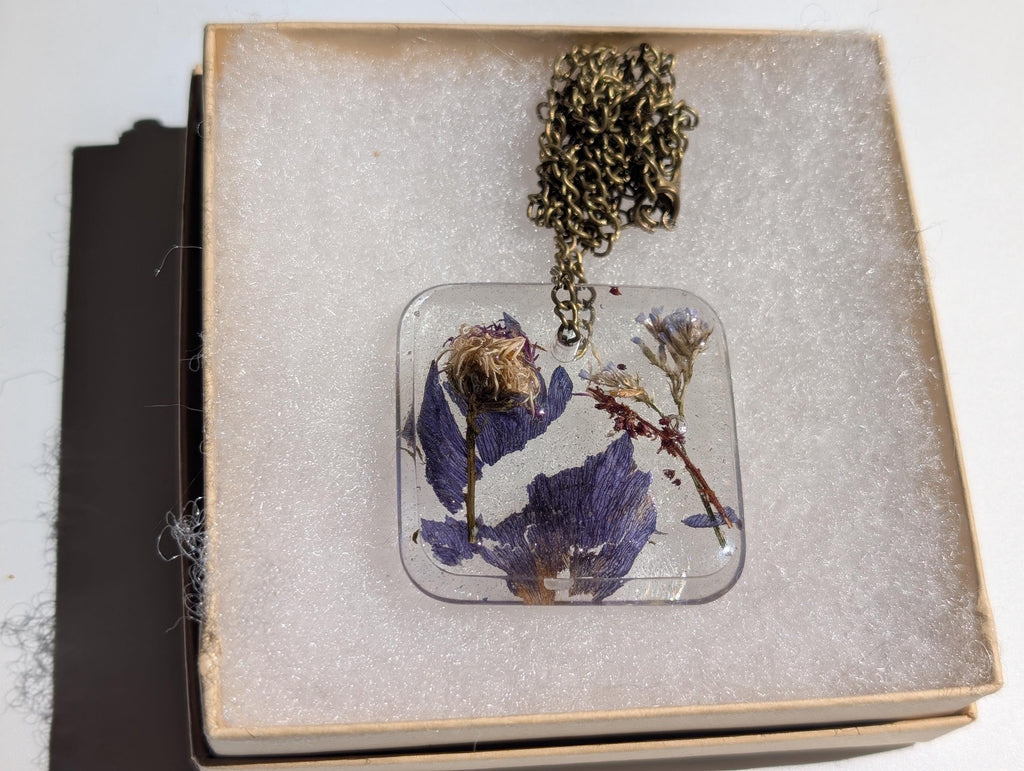 Square Pendant - Dried Flower Pendant __etsy:8095079684