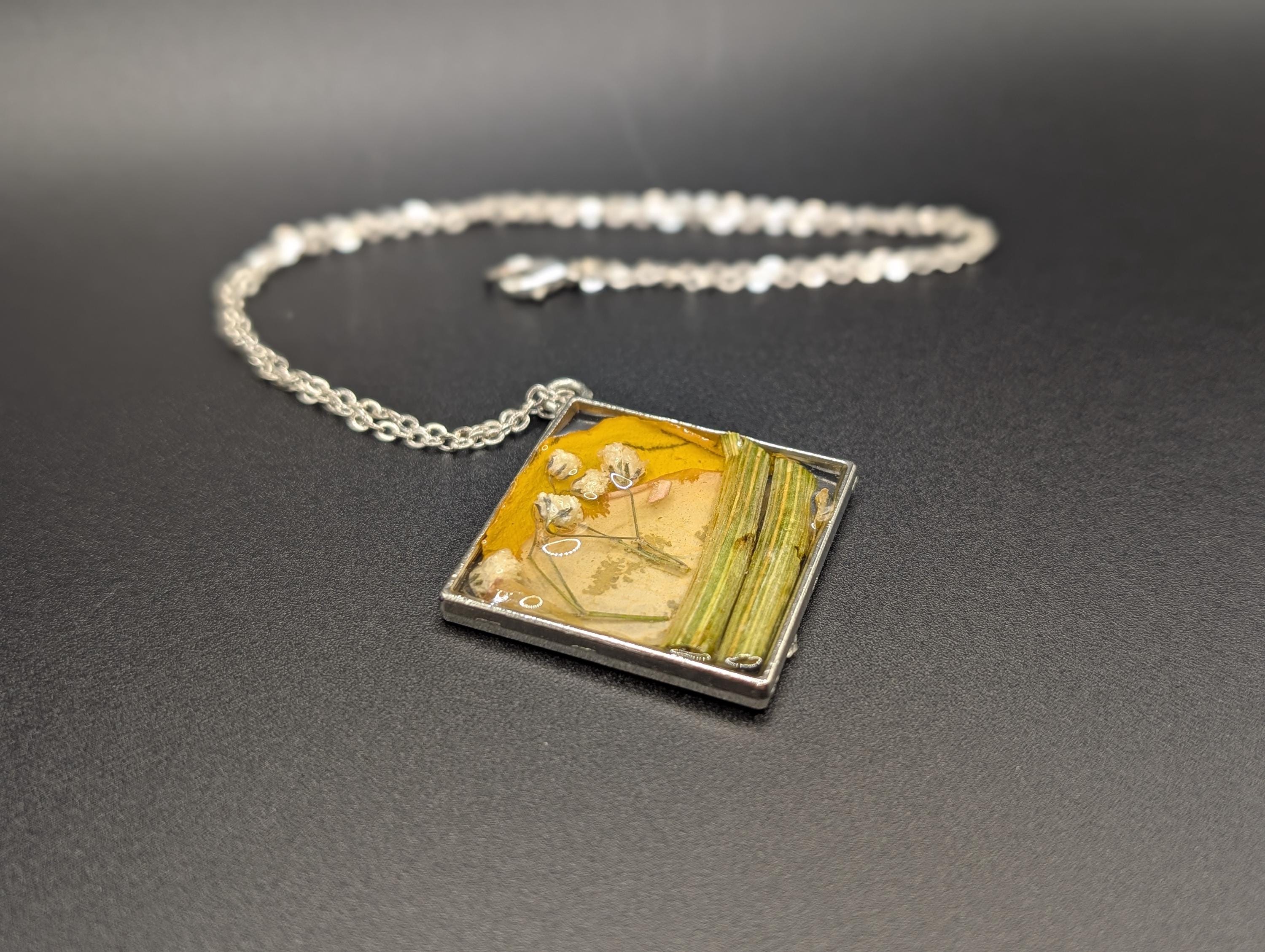 Real Flower Petal Sunset Necklace - Natural Dried Flower Jewelry