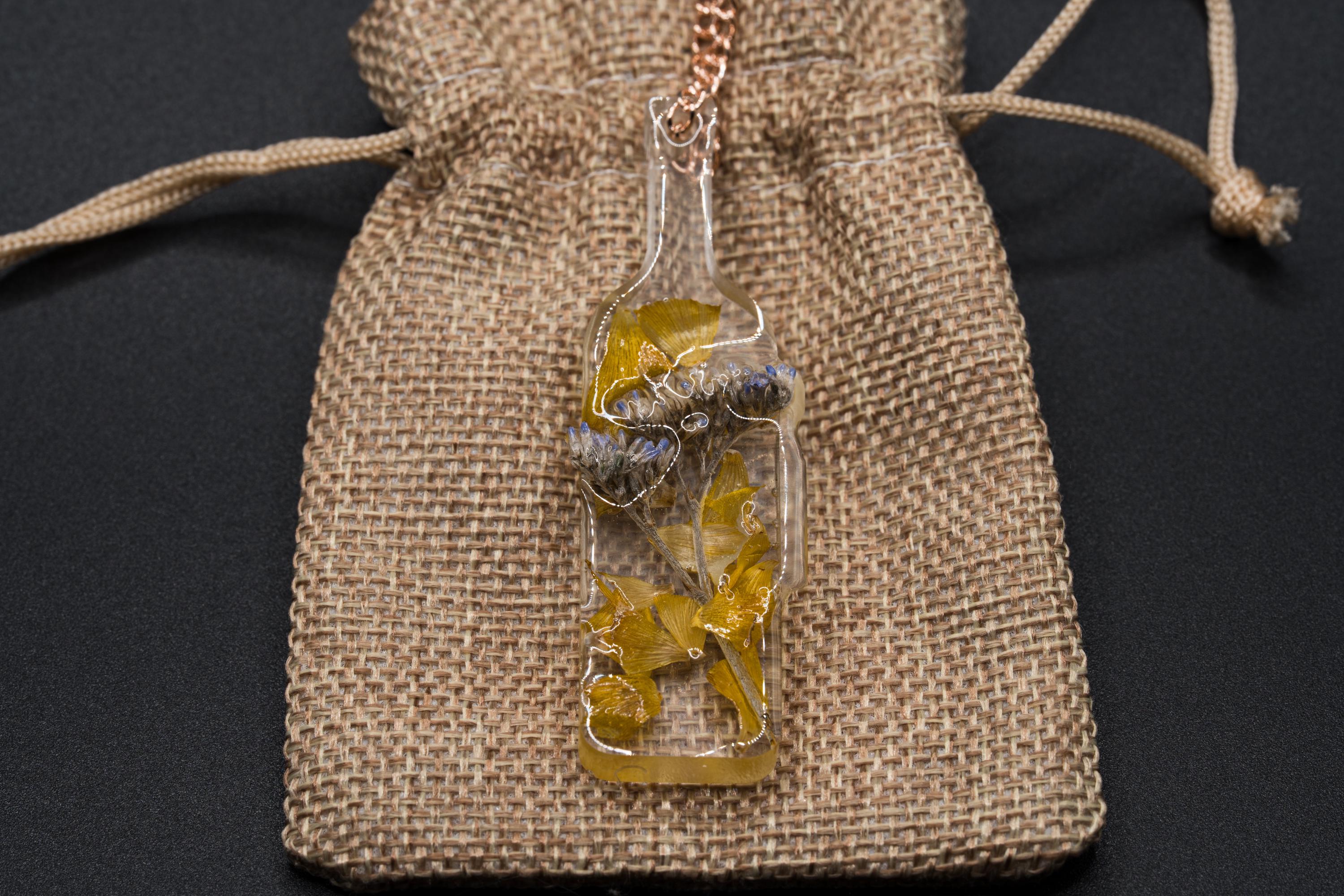 Bottle Necklace - Dried Flower Pendant - Lightweight Resin Jewelry __etsy:7718216815