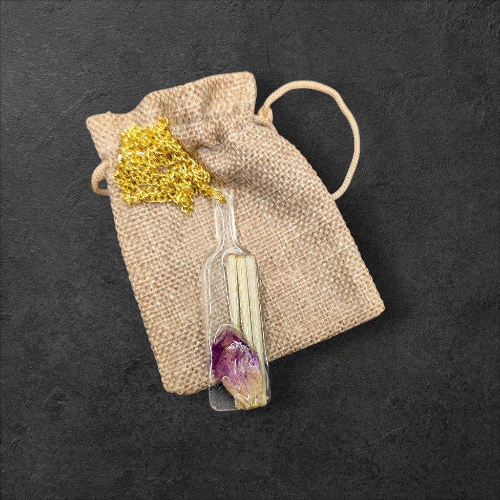 Dried Flower Bottle Necklace - Simple Resin Jewelry __etsy:7764207974