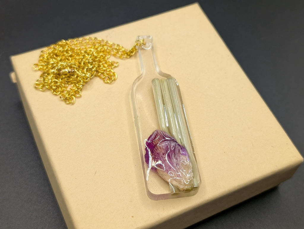 Dried Flower Bottle Necklace - Simple Resin Jewelry __etsy:7811763053
