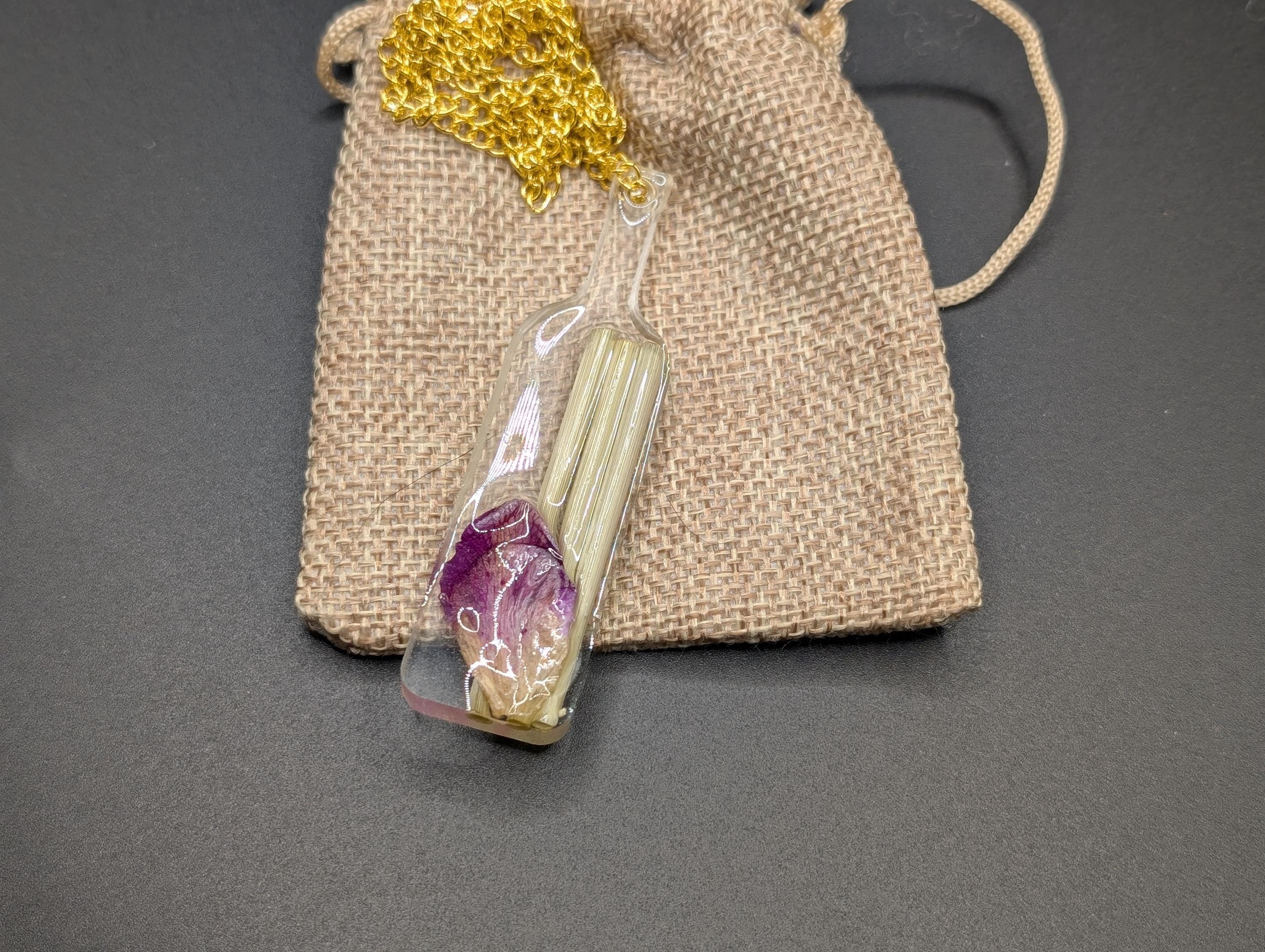 Dried Flower Bottle Necklace - Simple Resin Jewelry __etsy:7811763093