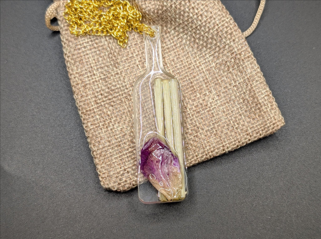 Dried Flower Bottle Necklace - Simple Resin Jewelry __etsy:7812153667