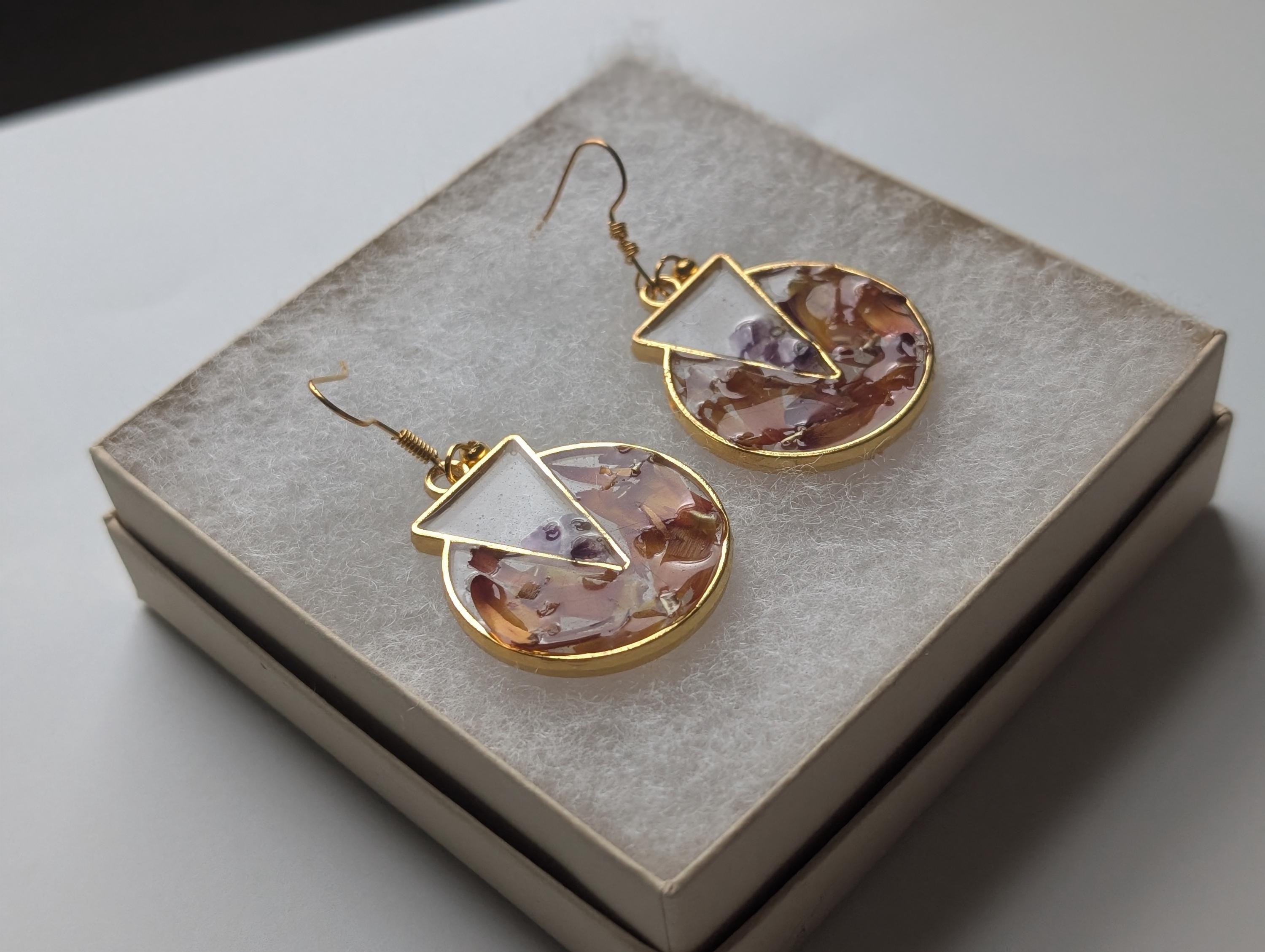 Boho Resin Jewelry - Dried Flower Earrings