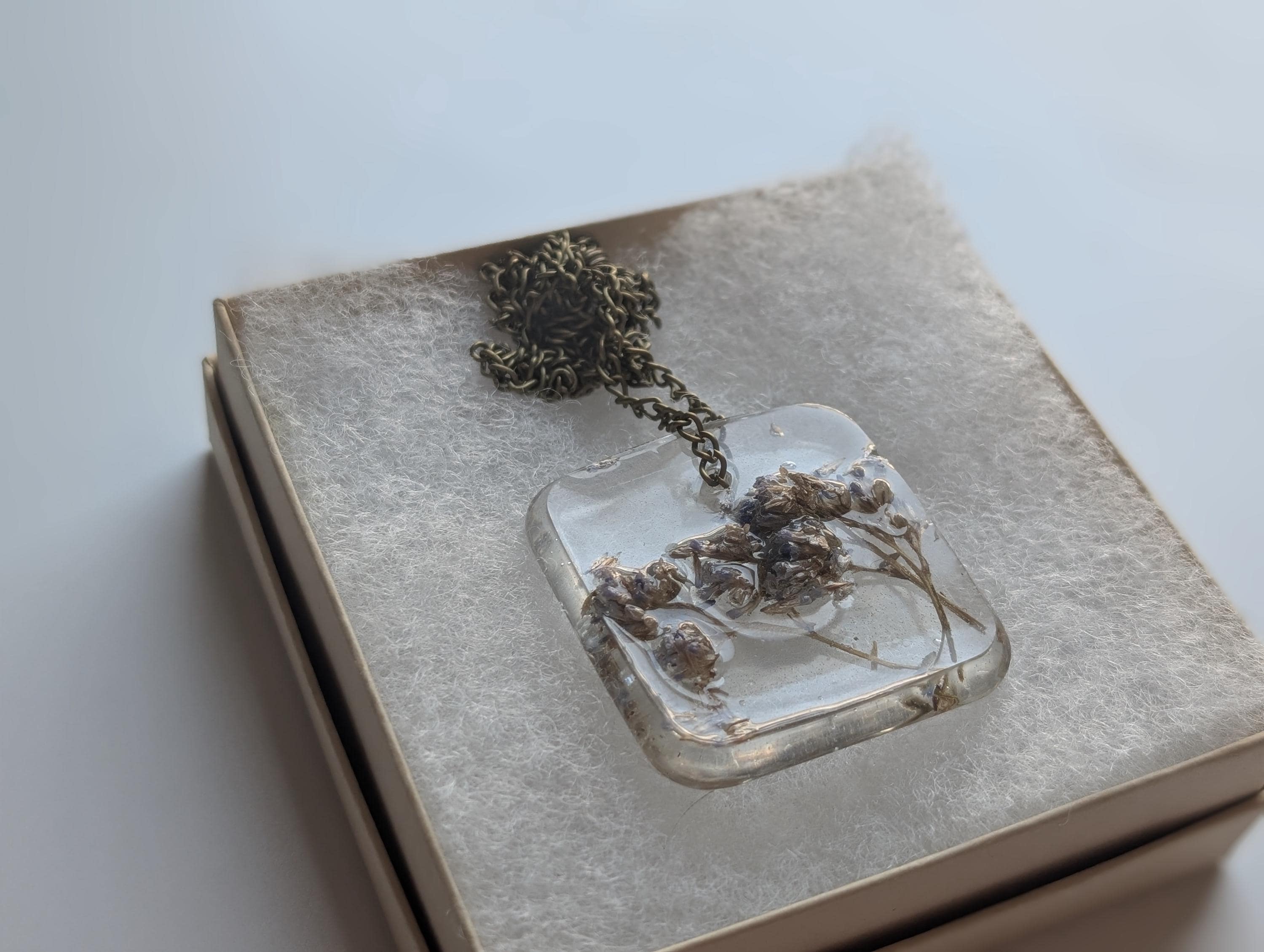 Dried Flower Pendant - Square Resin Jewelry