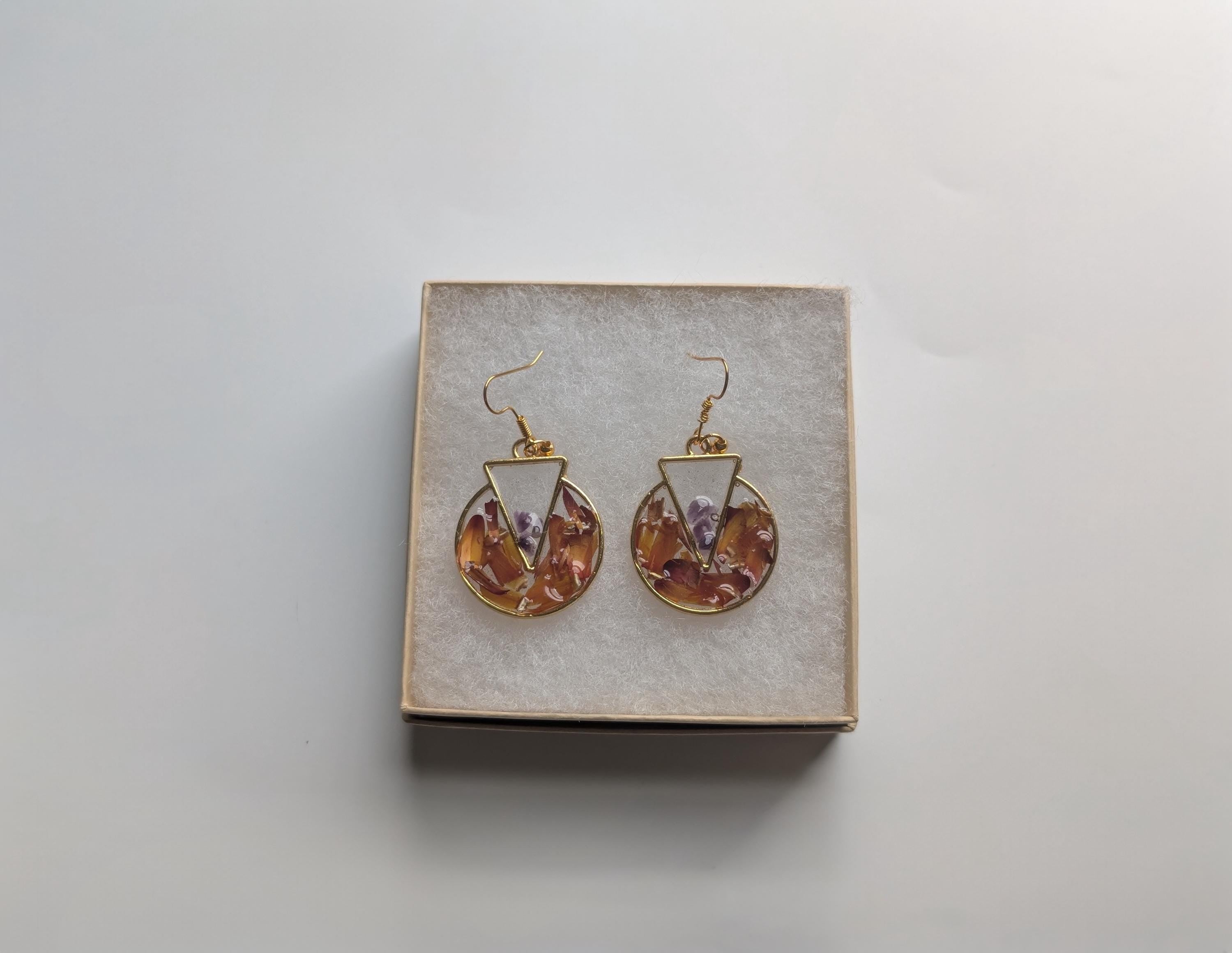 Boho Resin Jewelry - Dried Flower Earrings