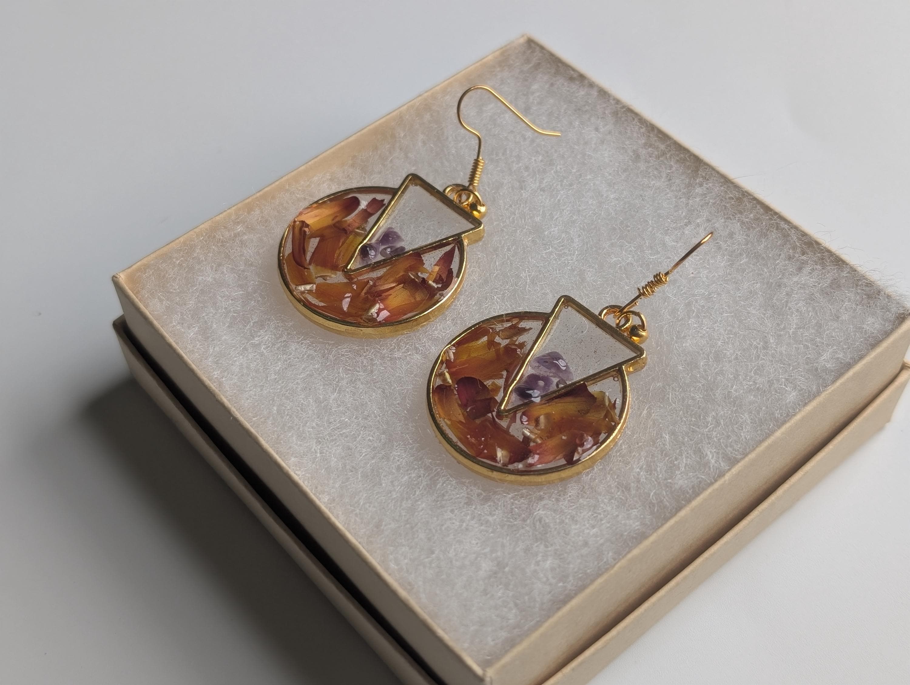 Boho Resin Jewelry - Dried Flower Earrings