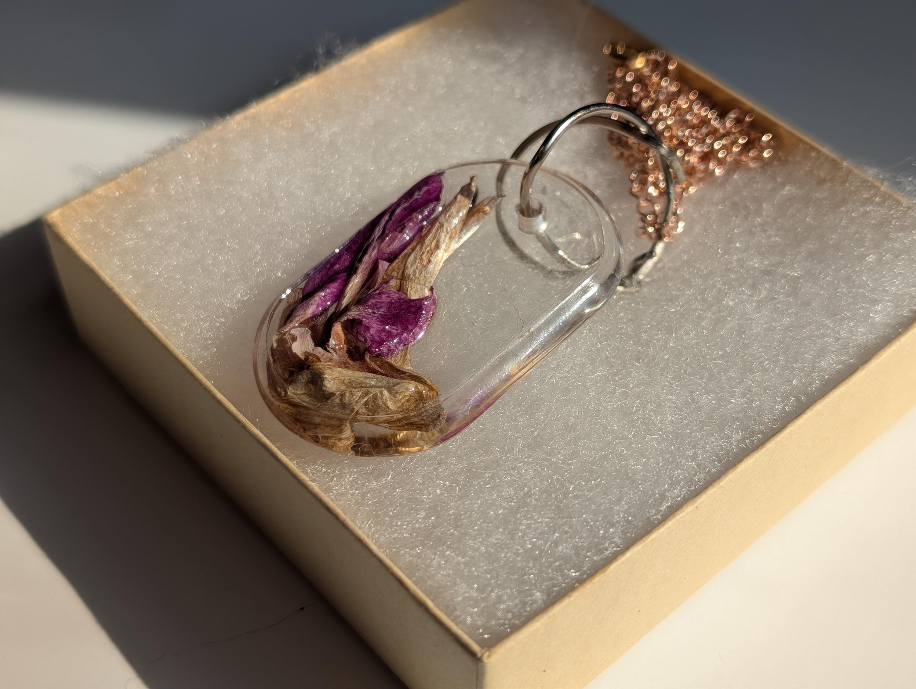 Dried Flower Pendant - Purple Resin Jewelry